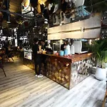 Khách Sạn GreenTree Sài Gòn Đông Du